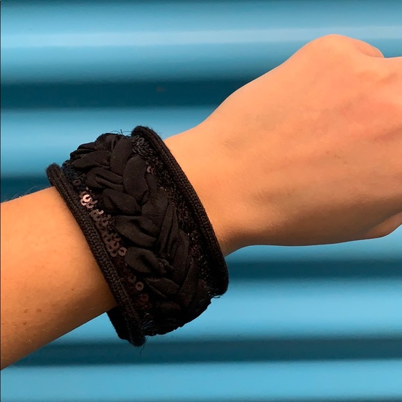 YSL Yves Saint Laurent Wool Bracelets - Picture 4 of 8